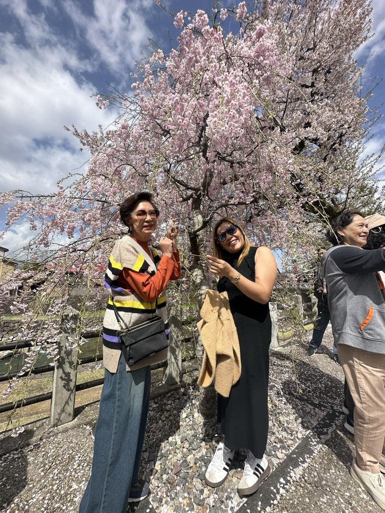 434520394_1086459129292843_6064668151326271469_n