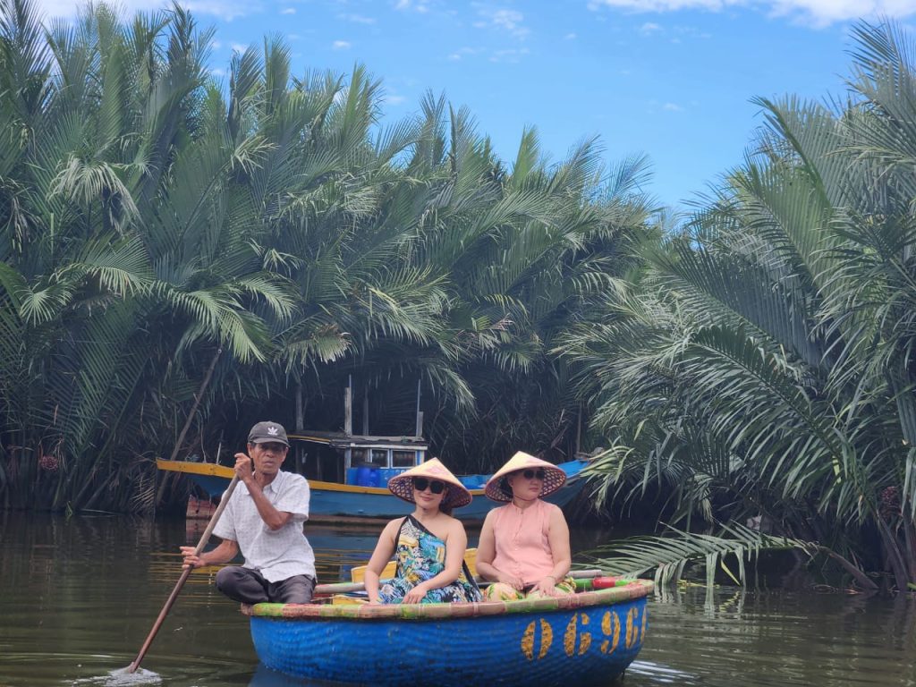 WhatsApp Image 2024-10-28 at 18.11.23_93431f31